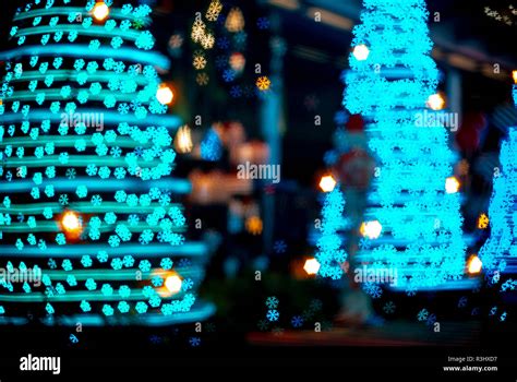 Christmas background with bokeh lights Stock Photo - Alamy