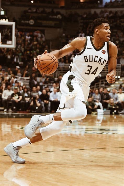 Giannis Antetokounmpo 2019 Wallpapers Wallpaper Cave