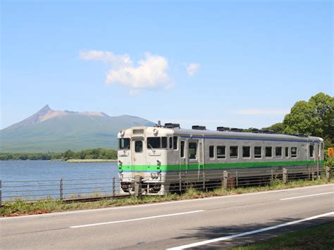 函館本線を走るキハ40形気動車 函館経済新聞