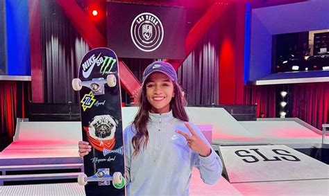 Rayssa Leal Conquista A Etapa Seguida Da Liga Mundial De Skate Em