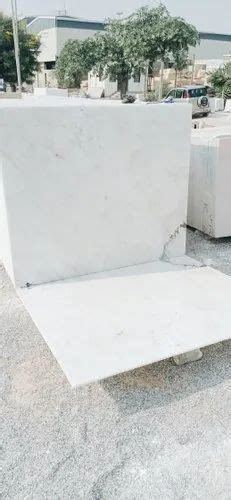 Slab Pista White Marble Thickness 15 20 Mm At Rs 45 Square Feet In