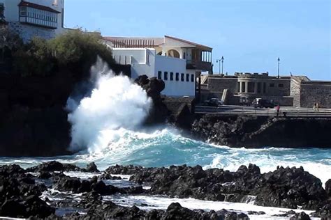 Muere un turista al caer al mar en Tenerife cuando hacía fotos cerca de