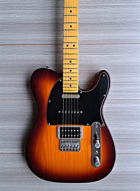 Guitarra Fender Modern Player Tele Plus