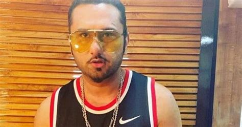 Yo Yo Honey Singh Biography Age Height Weight Wife