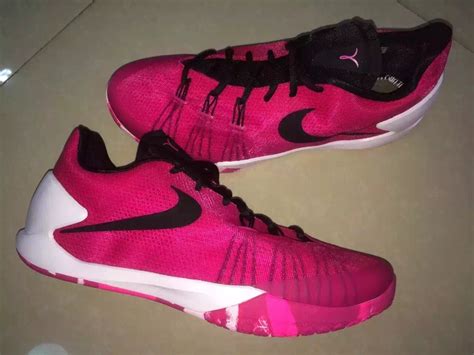 Nike Hyperchase Think Pink Sneaker Bar Detroit