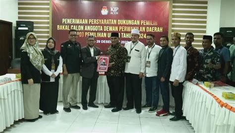 Ketum Pas Mendaftar Sebagai Bacalon Dpd Anggota Dpr Ri Dan Presiden