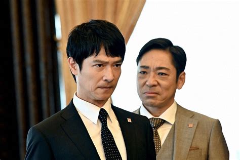 「生放送！！半沢直樹の恩返し」への出演が決まった堺雅人（左）と香川照之（日曜劇場「半沢直樹」第7話から）（c）tbs ― スポニチ