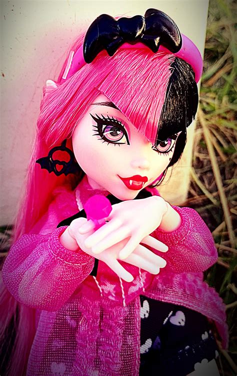 G3 Draculaura *6 — MyFigureCollection.net