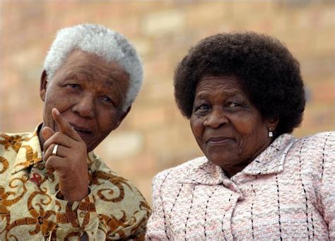 Albertina Sisulu Dies at 92; Helped Lead Fight Against Apartheid - NYTimes.com