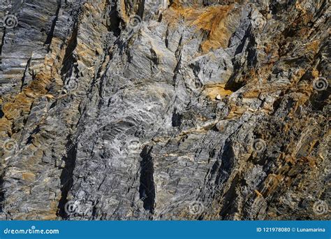 Dettaglio Della Pietra Dell Ardesia In Pirenei Spagna Fotografia Stock