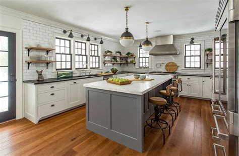 Gorgeous Modern Farmhouse Kitchens