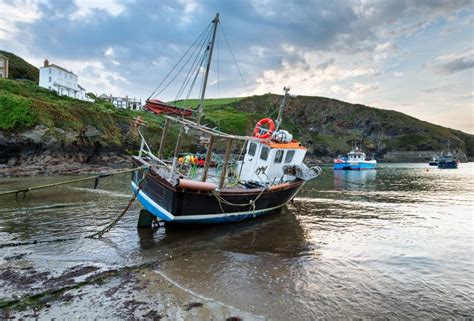 Fishing Boats On The Beach Stock Photo Image Of Cornwall 42169728