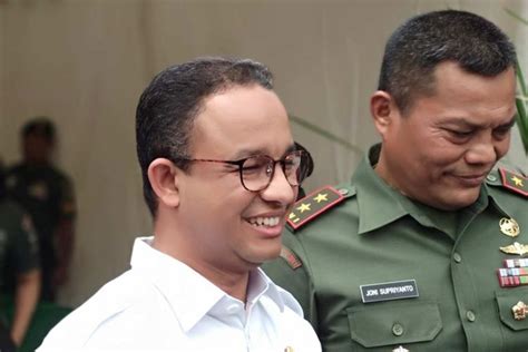 Foto Transaksi Nontunai Di Jakarta Anies Ingin Ada Reformasi Perundangan