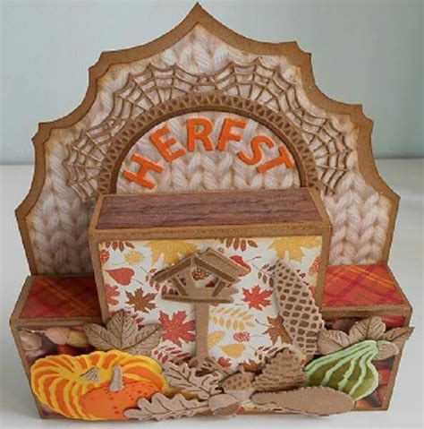 Pin Van Joyce Martens Op 470 713 101 Dutch Doobadoo Shape Art Herfst