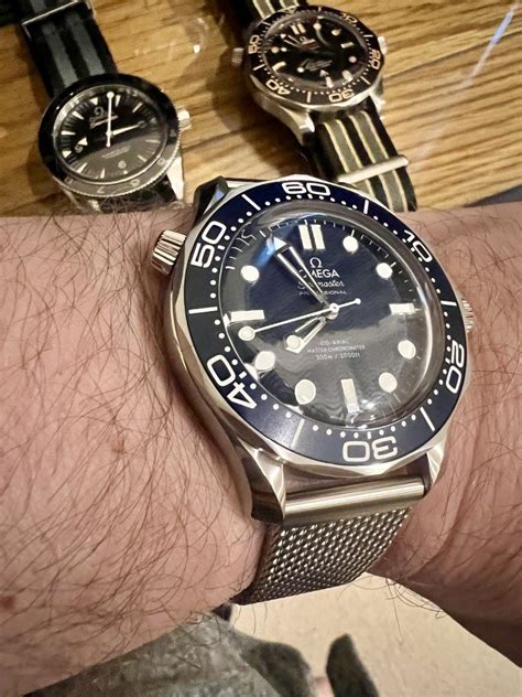 James Bond Th Anniversary Omega Seamaster M Diver With Wave Dial