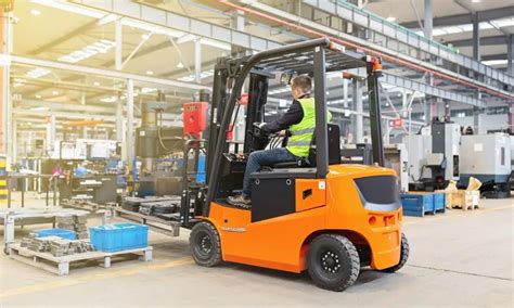 The Ultimate Guide To Forklift Operator Job Description A