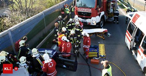 Schwerer Unfall Auf Der B Bei Gratkorn