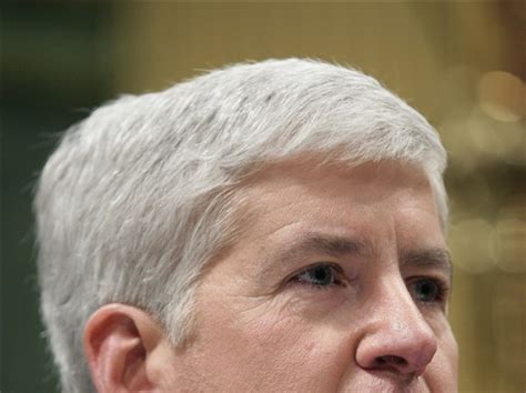 Michigans Gov Snyder Signs Bill Raising Minimum Wage The Blade