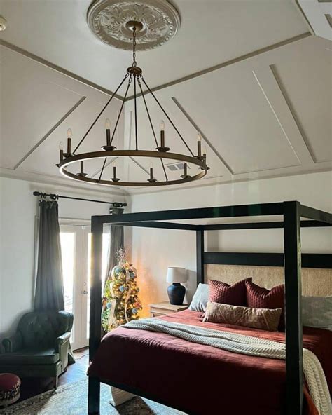 Modern Bedroom With Vaulted Ceiling Soul And Lane