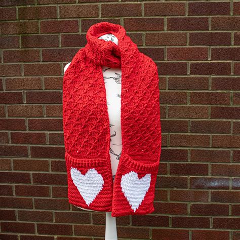 Scarf with Pockets Crochet Pattern Roundup - FREE Patterns!