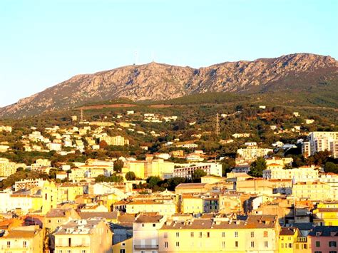 La traversée Marseille - Bastia avec Corsica Linea