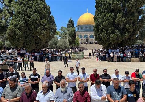 30 000 Warga Palestina Menghadiri Salat Jumat Di Masjid Aqsa NewsRoom