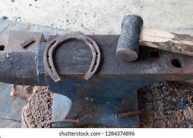 Farrier Hit The Horseshoe Stock Photos - 146 Images | Shutterstock