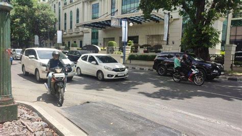 Bobby Nasution Akui Masih Banyak Jalan Rusak Di Medan Padahal Anggaran