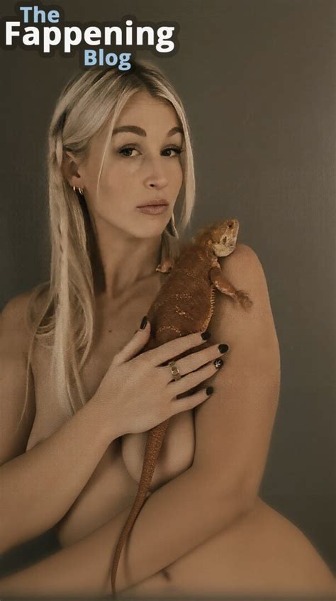 Cassie Popcorn Popcorn In Bed Cassie Tremblay Popcorninbed Nude Leaks OnlyFans Photo