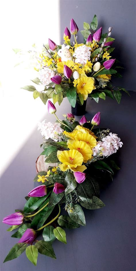 Pin By Jadwiga Herfet On Dekoracja Na Pomnik Flower Arrangements