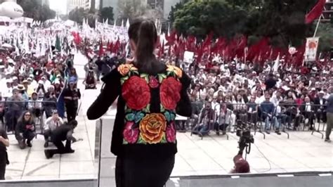 Claudia Sheinbaum Abarrota El Monumento A La Revoluci N Vamos Arriba