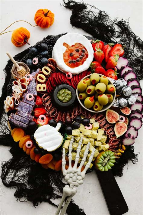 Halloween Charcuterie Board | The Recipe Critic