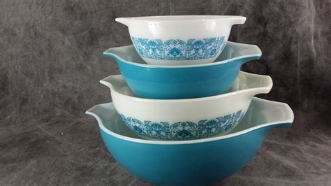 Pyrex Horizon Blue Cinderella Nesting Bowl Set 4 Mixing Etsy Pyrex