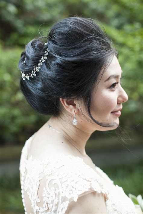 Asian Bridal Hairstyle Bridal Hair And Makeup Bridal Makeup Asian