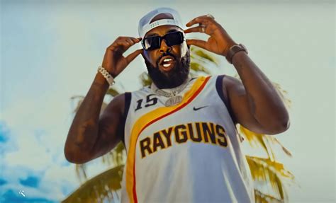 el micha  viaja  cuba   manchar su carrera