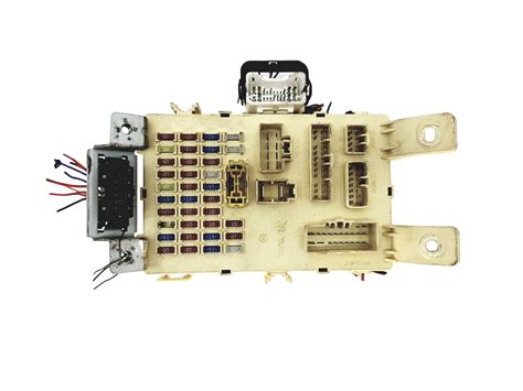 Fuse Box 91950 1J030 IPJ3 Hyundai YURA 25648