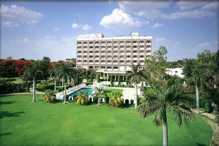 Taj View Hotel hotel at Agra - TravelMarg.com