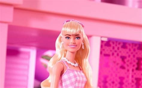 Barbie Foi Inspirada Em Personagem De Quadrinhos Er Ticos Entenda