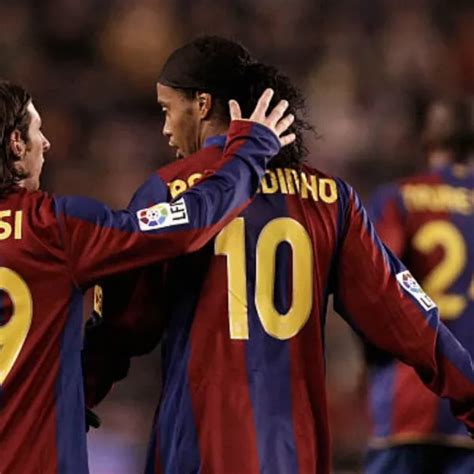 Lionel Messi dejó un hilarante mensaje en una publicación de Ronaldinho