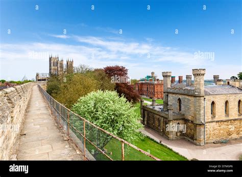 Lincoln Castle Hi Res Stock Photography And Images Alamy