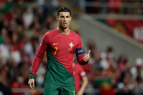 Tuyển Bồ Đào Nha công bố đội hình khi Ronaldo lần thứ 5 dự World Cup