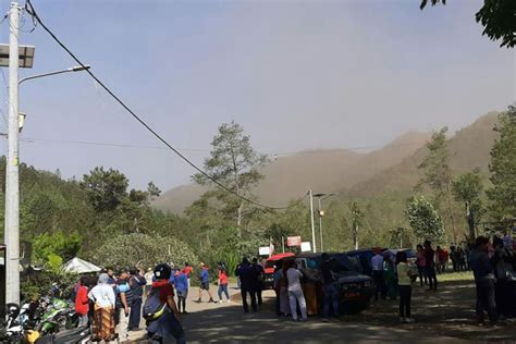 Angin Kencang Kembali Terjang Tiga Desa Di Kota Batu Jawa Timur