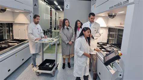 Mujeres Concluyen En Valdepe As El Curso De Electromec Nica Para