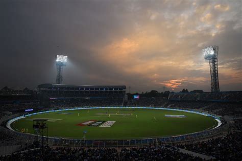 Eden Gardens looked resplendent in the sunset colours | ESPNcricinfo.com