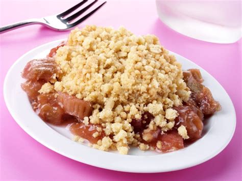 Rhubarb Crumble Corrie Cooks