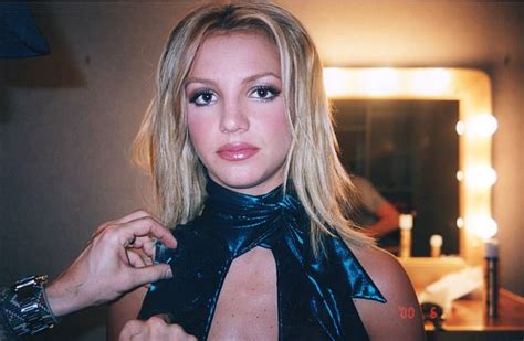 Framing Britney Spears Australians Left Outraged By Disturbing