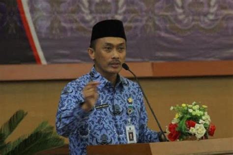 Jadi Plt Gubernur Gorontalo Zudan Ingatkan Pns Jangan Masuk Jebakan