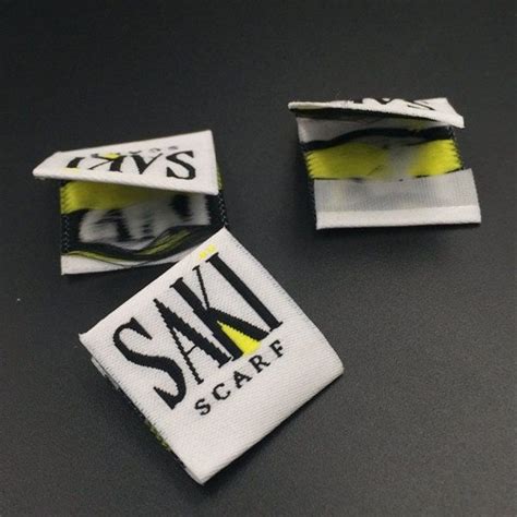 100pcs Custom Woven Label Fabric Clothing Labels Design Center Fold