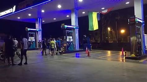 Motochorros Balean A Guardia Y A Playera De Gasolinera En Asalto Abc