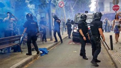 DETENIDOS OVIEDO ESPANOYL PLAY OFF La policía detiene a cinco de los